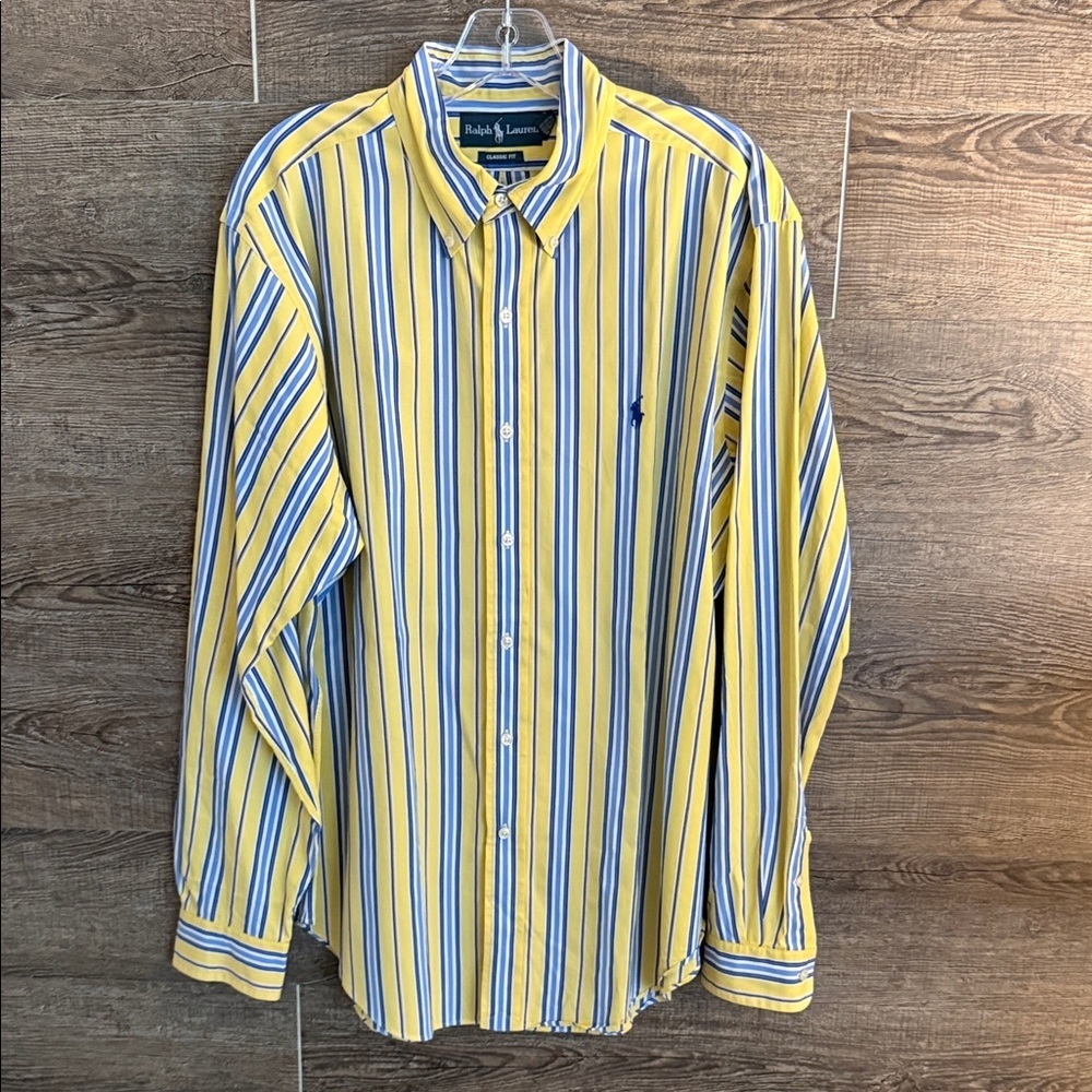 Ralph Lauren shirt EUC